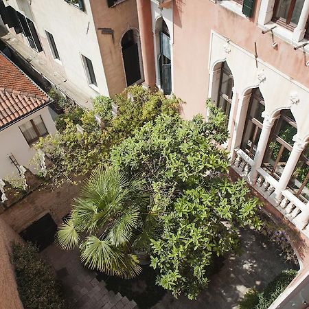 Residenza Ca' Dorin Hotell Venedig Rum bild