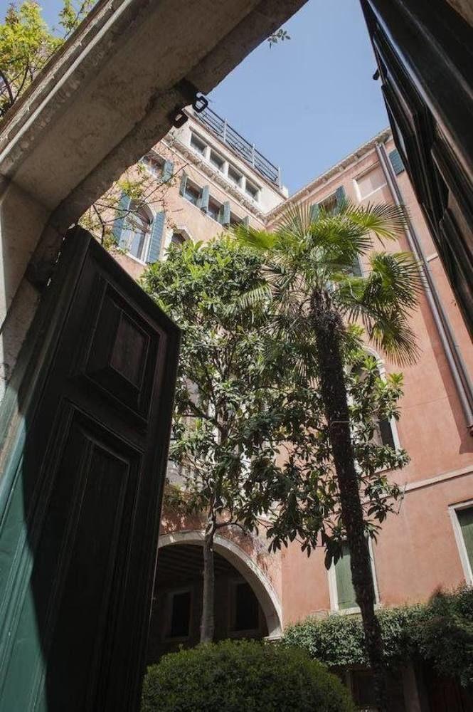 Residenza Ca' Dorin Hotell Venedig Exteriör bild